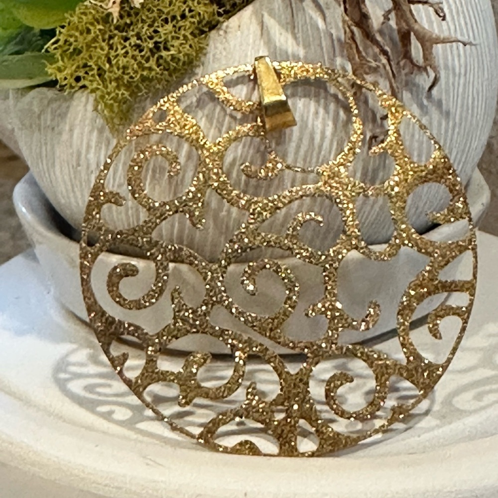 Women’s Gold Plated Sparkling Pendant